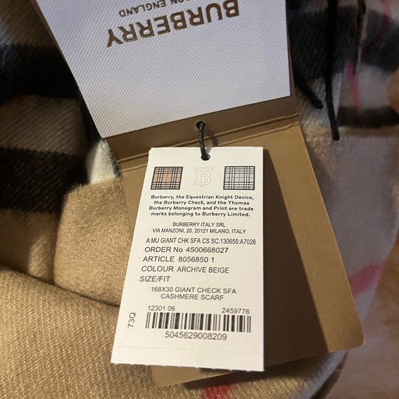 Burberry Nova Giant Check 100% Cashmere Nova Plaid Scarf 168x30cm Archiv… - Picture 2 of 8